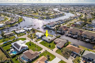 924 SE 35th Terrace Unit 15, Cape Coral, FL 33904