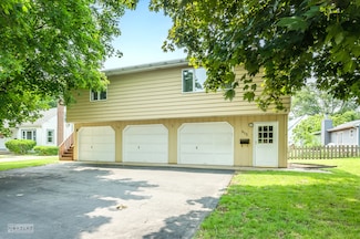612 Church St, Batavia, IL 60510