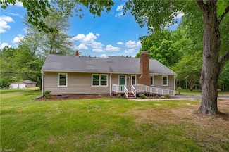 1976 Mount Hope Church Rd, McLeansville, NC 27301