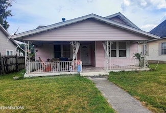 118 E Caldwell Ave, Knoxville, TN 37917
