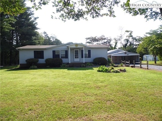 1475 Ferguson Dr, Clemmons, NC 27012