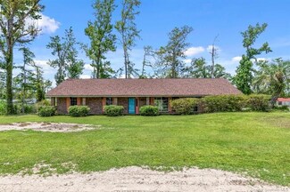 1069 Forest Blvd, Lake Charles, LA 70611