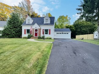 184 Pinewood Trail, Rochester, NY 14617