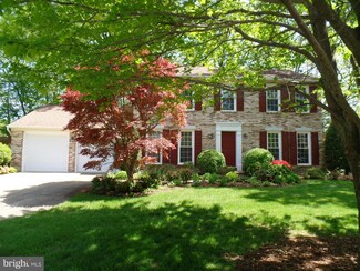 8456 Hunt Valley Dr, Vienna, VA 22182