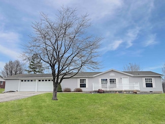 1108 Vogel Ave, Huntingburg, IN 47542