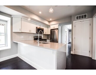 12 Centre Ave Unit C, Dorchester Center, MA 02124