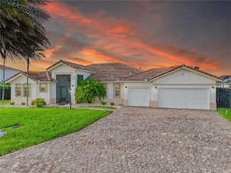 12922 SW 221st St, Miami, FL 33170