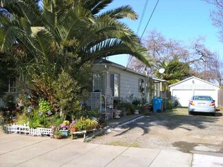 727 Cassia St, Redwood City, CA 94063
