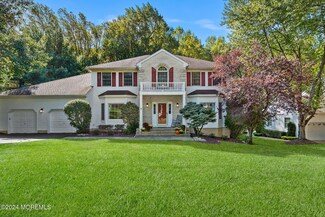 276 Nottingham Rd, Morganville, NJ 07751