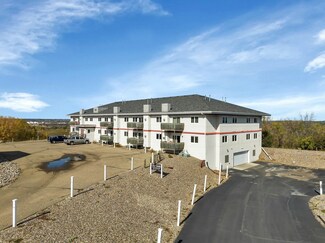 1520 16th St SW, Minot, ND 58701