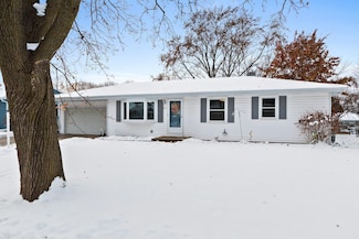335 Conover Dr, Green Bay, WI 54303