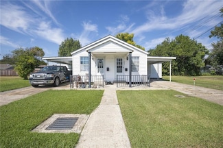 541 Barreca St, Norco, LA 70079