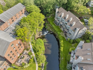 45 Ettl Ln Unit 504, Greenwich, CT 06831