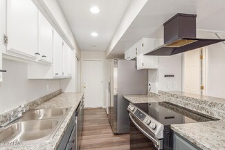 1125 E North Ln Unit 2, Phoenix, AZ 85020
