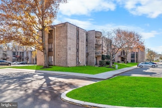 3340 Huntley Square Dr Unit A, Temple Hills, MD 20748