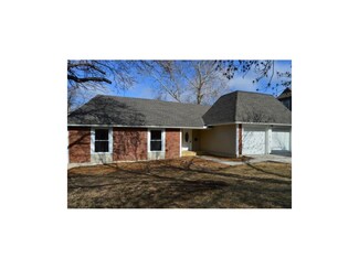 3500 E 104th St, Kansas City, MO 64137