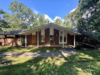 108 Van Buren Dr, Dalton, GA 30721