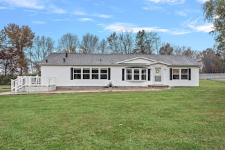 11050 Scotch Pine Ct, Dawson, IL 62520