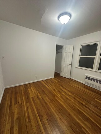 11443 133rd St, South Ozone Park, NY 11420