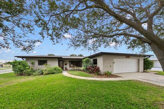 205 Avocado St, Satellite Beach, FL 32937