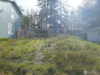 820 S 94th St, Tacoma, WA 98444