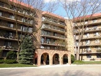 35 S Baybrook Dr Unit 315, Palatine, IL 60074