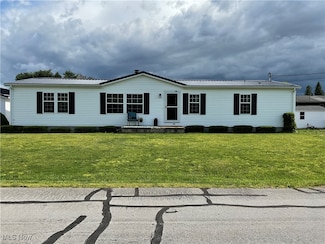 115 Indiana Ave, Marietta, OH 45750