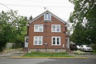 69 Carlton Ave, East Rutherford, NJ 07073