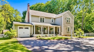 174 Cushing St, Hingham, MA 02043