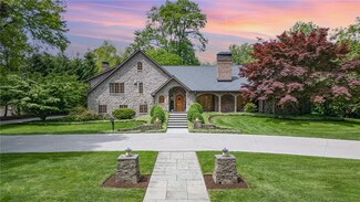49 Knollwood Dr, Rochester, NY 14618