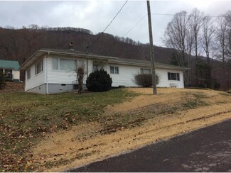 2315 6th Ave E, Big Stone Gap, VA 24219