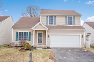 8602 Smokey Hollow Dr, Lewis Center, OH 43035