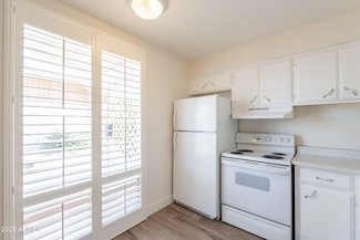 13001 N 113th Ave Unit 5, Youngtown, AZ 85363