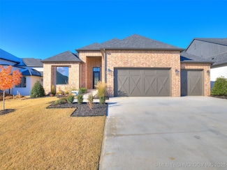 11220 S Fir Ave, Jenks, OK 74037