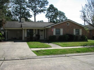 443 Stratford Dr, New Orleans, LA 70123