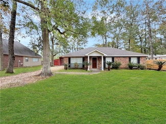 2225 3rd St, Mandeville, LA 70471