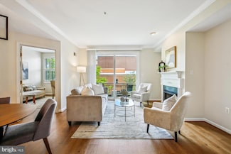 621 N Saint Asaph St Unit 302, Alexandria, VA 22314