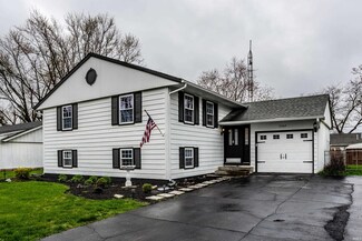 2909 N Winston Dr, Muncie, IN 47304