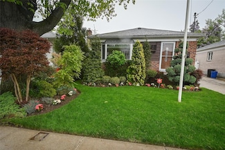 1311 136th St, College Point, NY 11356