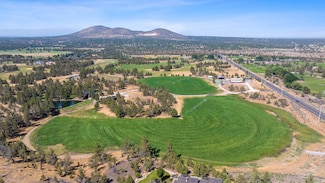 6268 W Highway 126, Redmond, OR 97756