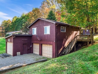 176 Watson Rd, Apollo, PA 15613