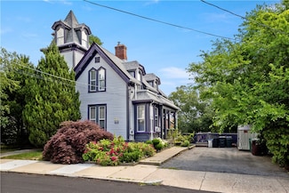 83 Summer St, Woonsocket, RI 02895