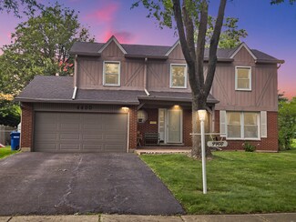 4400 Waubansie Ln, Lisle, IL 60532