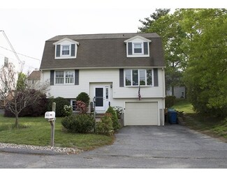 29 Hamilton Ave, Billerica, MA 01821