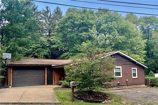 107 Rockdale Rd, Butler, PA 16002