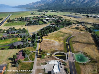 LOT 3 S Refuge Pkwy, Alpine, WY 83128