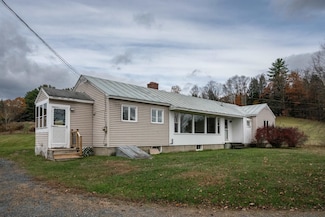 1011 Quechee-Hartland Rd, Hartford, VT 05001