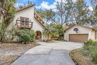 8520 SW 2nd Place, Gainesville, FL 32607