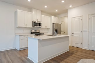 10507 Harbor Ln N, Maple Grove, MN 55369