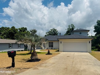 534 25th St, Gulfport, MS 39507